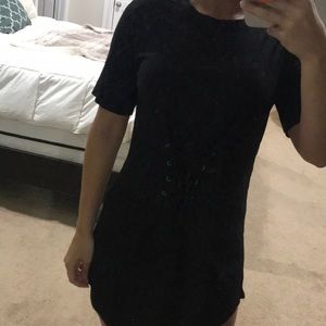 Short sleeve black dress